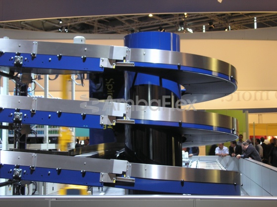 All-purpose spiral conveyor for medium to large products